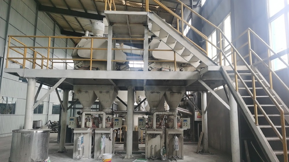 森塔廠區(qū)一角 